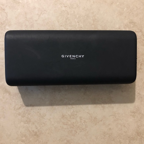 Givenchy Sunglasses - Picture 2 of 6